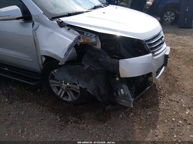 Aukcja sprzedaży 2017 Chevrolet Traverse Lt, vin: 1GNKRHKD8HJ158905, numer aukcji: 45695136
