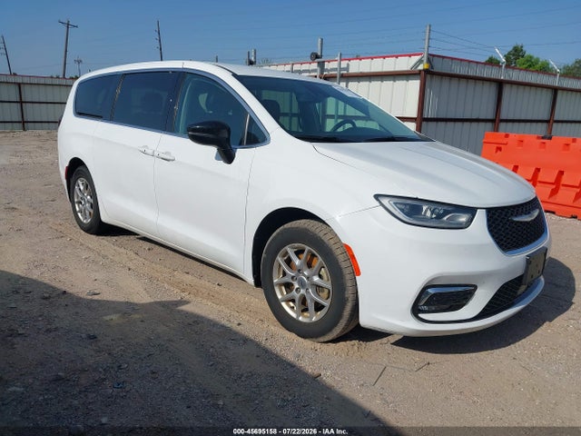 2024 Chrysler Pacifica Touring L მანქანა იყიდება აუქციონზე, vin: 2C4RC1BG1RR163533, აუქციონის ნომერი: 45695158