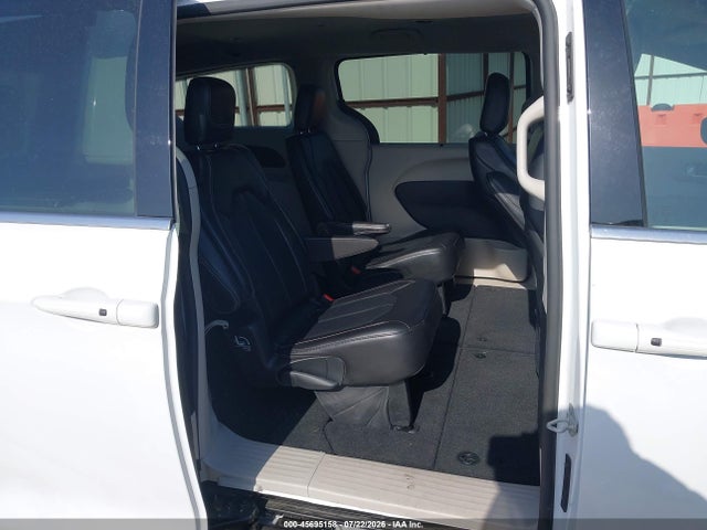 2024 Chrysler Pacifica Touring L მანქანა იყიდება აუქციონზე, vin: 2C4RC1BG1RR163533, აუქციონის ნომერი: 45695158
