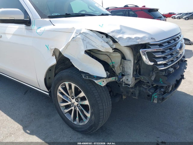 Ford Expedition Max Limited 2018 1FMJK1KT7JEA40930 Image 18