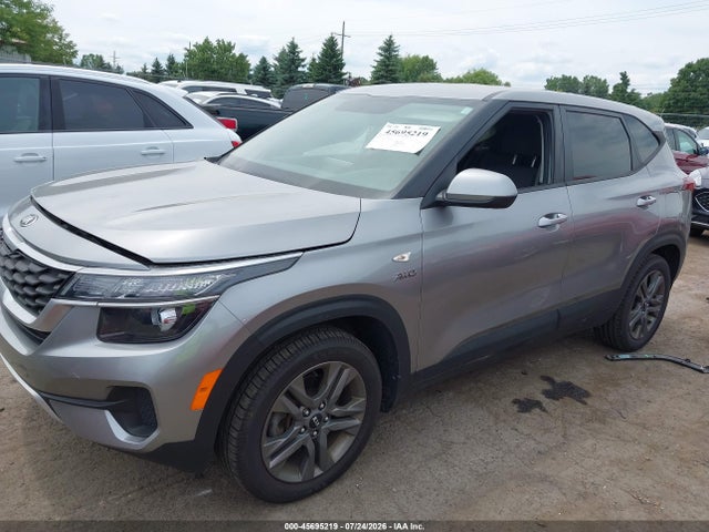 Продажа на аукционе авто 2021 Kia Seltos Lx, vin: KNDEPCAA0M7155123, номер лота: 45695219