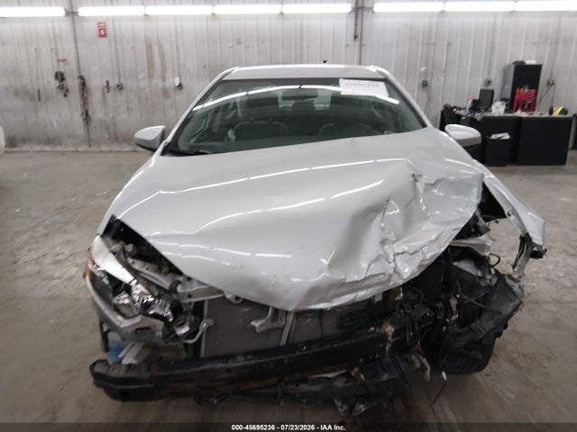 2015 Toyota Corolla L მანქანა იყიდება აუქციონზე, vin: 5YFBURHE7FP221479, აუქციონის ნომერი: 45695236
