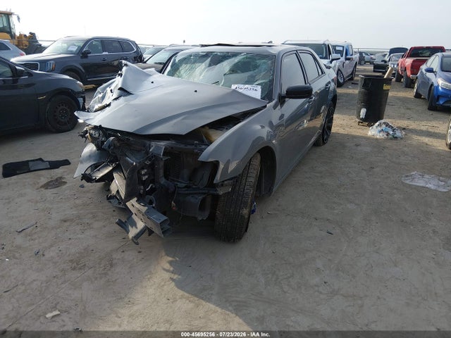 45695256 :رقم المزاد ، 2C3CCAAG0KH590922 vin ، 2019 Chrysler 300 Touring مزاد بيع