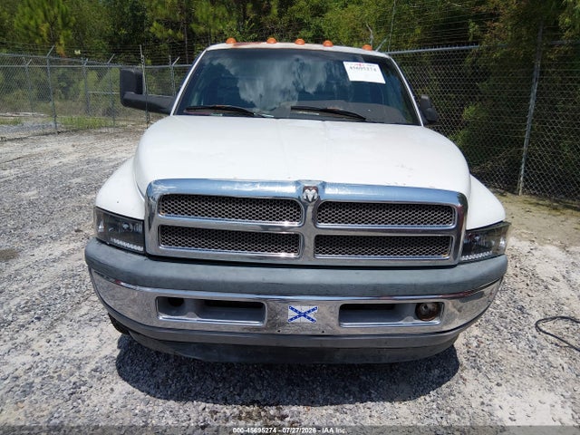 45695274 :رقم المزاد ، 3B7MC3665XM513144 vin ، 1999 Dodge Ram 3500 St مزاد بيع