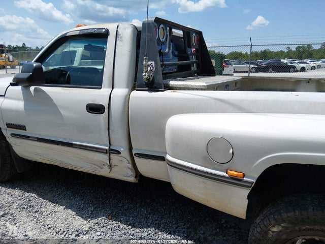 45695274 :رقم المزاد ، 3B7MC3665XM513144 vin ، 1999 Dodge Ram 3500 St مزاد بيع