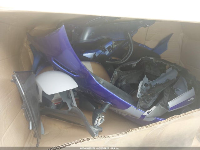 Yamaha Yzfr3 A 2021 MH3RH18Y3MK005656 Image 12