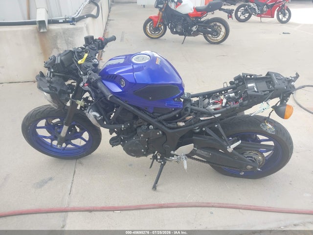 Yamaha Yzfr3 A 2021 MH3RH18Y3MK005656 Image 14