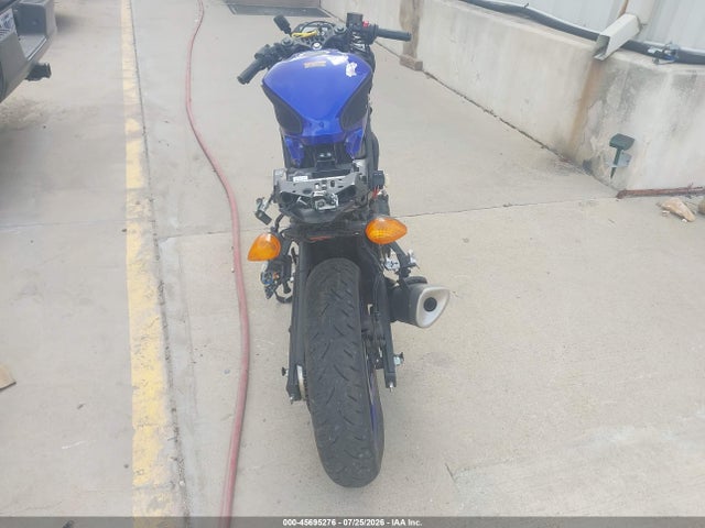Yamaha Yzfr3 A 2021 MH3RH18Y3MK005656 Image 6