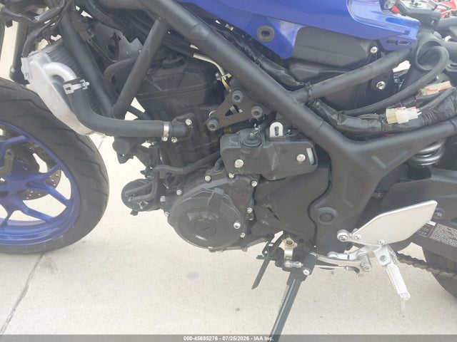 Yamaha Yzfr3 A 2021 MH3RH18Y3MK005656 Image 9