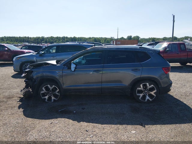 Продаж на аукціоні авто 2022 Volkswagen Taos 1.5t Sel, vin: 3VV2X7B20NM065657, номер лоту: 45695286