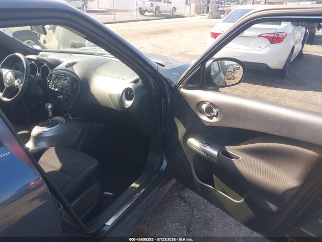 Продаж на аукціоні авто 2011 Nissan Juke S, vin: JN8AF5MR5BT016872, номер лоту: 45695292