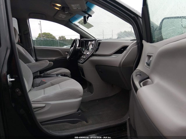Toyota Sienna Le 8 Passenger 2016 5TDKK3DC9GS756720 Image 5