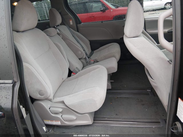 Toyota Sienna Le 8 Passenger 2016 5TDKK3DC9GS756720 Image 8
