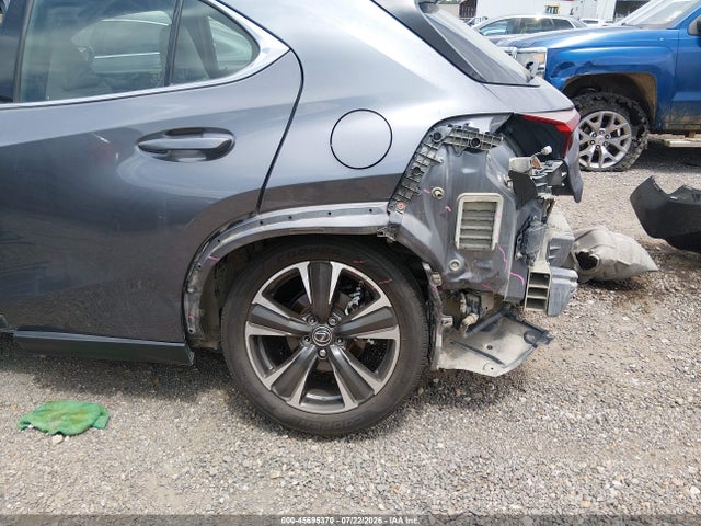 Auction sale of the 2019 Lexus Ux 200, vin: JTHY3JBH6K2015207, lot number: 45695370