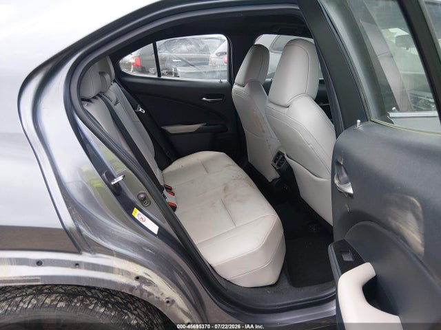 Auction sale of the 2019 Lexus Ux 200, vin: JTHY3JBH6K2015207, lot number: 45695370
