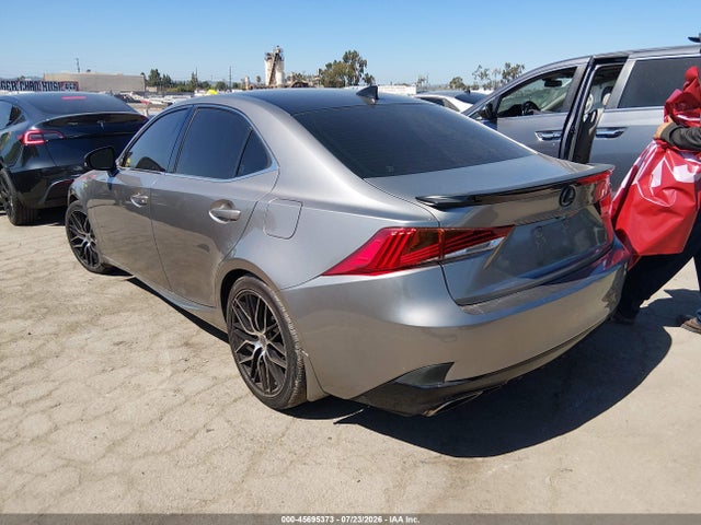 45695373 :رقم المزاد ، JTHBA1D24J5076895 vin ، 2018 Lexus Is 300 مزاد بيع