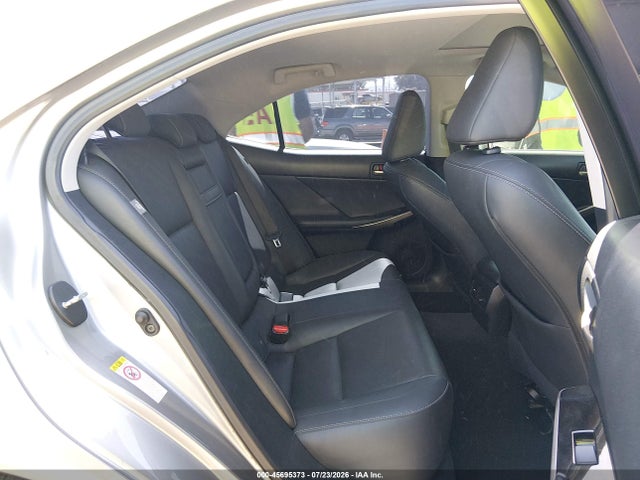 45695373 :رقم المزاد ، JTHBA1D24J5076895 vin ، 2018 Lexus Is 300 مزاد بيع