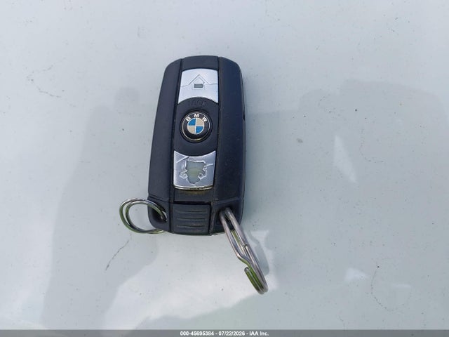 45695384 :رقم المزاد ، WBAPH77519NM31252 vin ، 2009 Bmw 328i مزاد بيع
