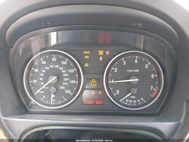 45695384 :رقم المزاد ، WBAPH77519NM31252 vin ، 2009 Bmw 328i مزاد بيع