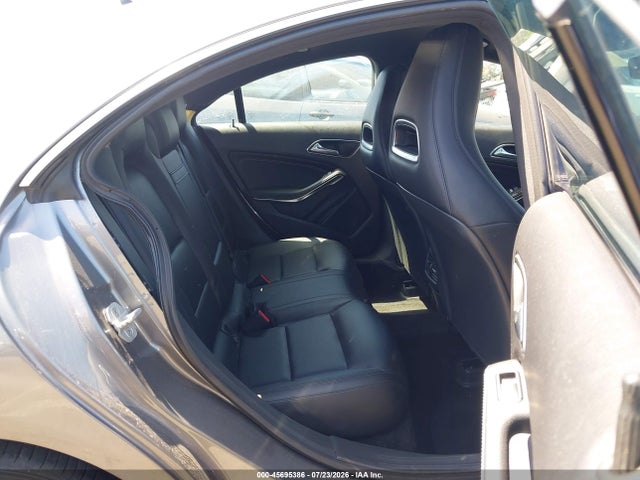 Mercedes-Benz CLA 250 2015 WDDSJ4EB9FN162329 Image 8