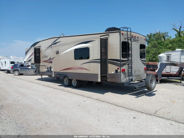 45695385 :رقم المزاد ، 4YDF32720F2504997 vin ، 2015 Keystone Cougar مزاد بيع