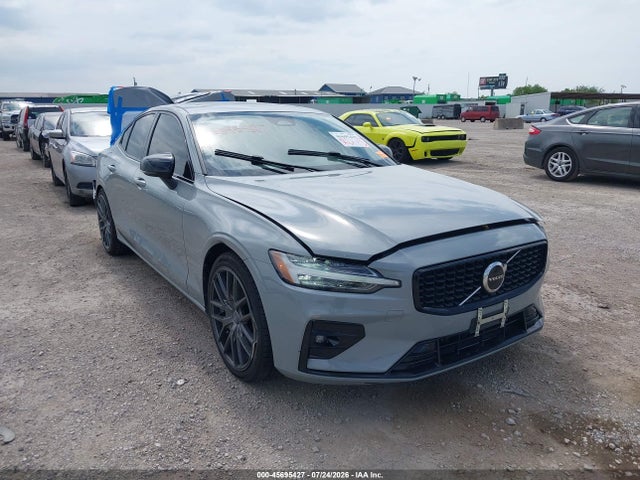 Продажа на аукционе авто 2024 Volvo S60 B5 Core Dark Theme, vin: 7JRL12FK9RG317814, номер лота: 45695427