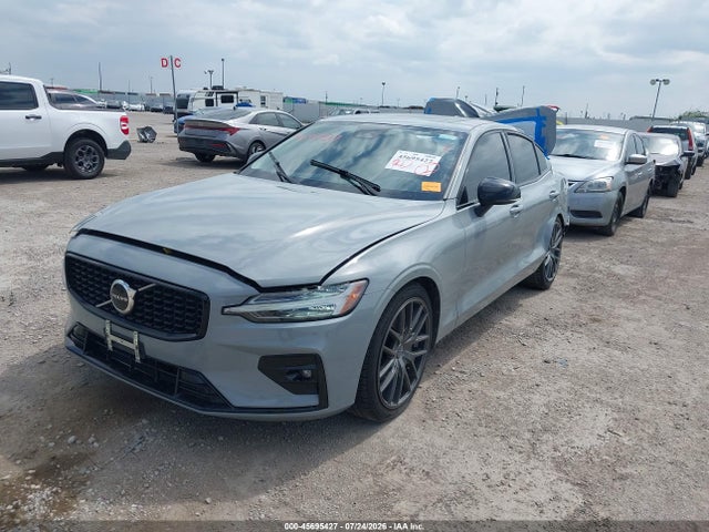 Продажа на аукционе авто 2024 Volvo S60 B5 Core Dark Theme, vin: 7JRL12FK9RG317814, номер лота: 45695427