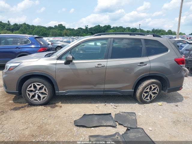 Продажа на аукционе авто 2021 Subaru Forester Premium, vin: JF2SKAJC4MH584672, номер лота: 45695430