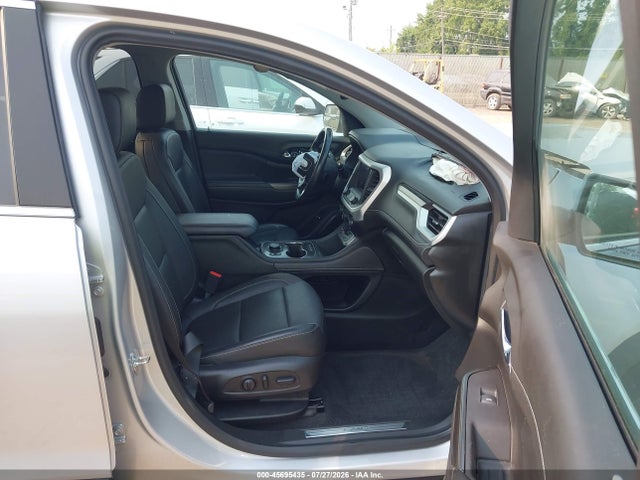 45695435 :رقم المزاد ، 1GKKNULS4LZ207672 vin ، 2020 Gmc Acadia Awd Slt مزاد بيع