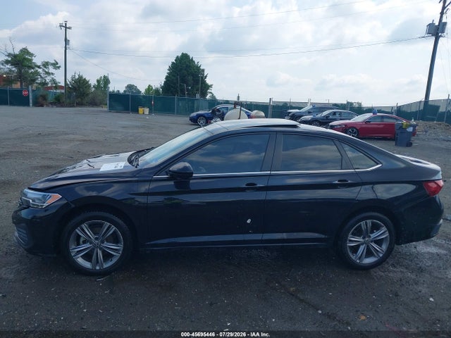 2022 Volkswagen Jetta 1.5t Se მანქანა იყიდება აუქციონზე, vin: 3VW7M7BU8NM023880, აუქციონის ნომერი: 45695446