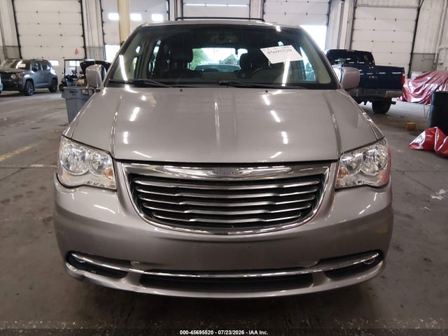 2014 Chrysler Town & Country Touring მანქანა იყიდება აუქციონზე, vin: 2C4RC1BG5ER437746, აუქციონის ნომერი: 45695520