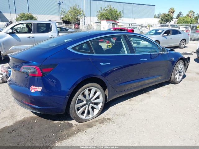 2018 Tesla Model 3 Long Range/mid Range მანქანა იყიდება აუქციონზე, vin: 5YJ3E1EA4JF049159, აუქციონის ნომერი: 45695559
