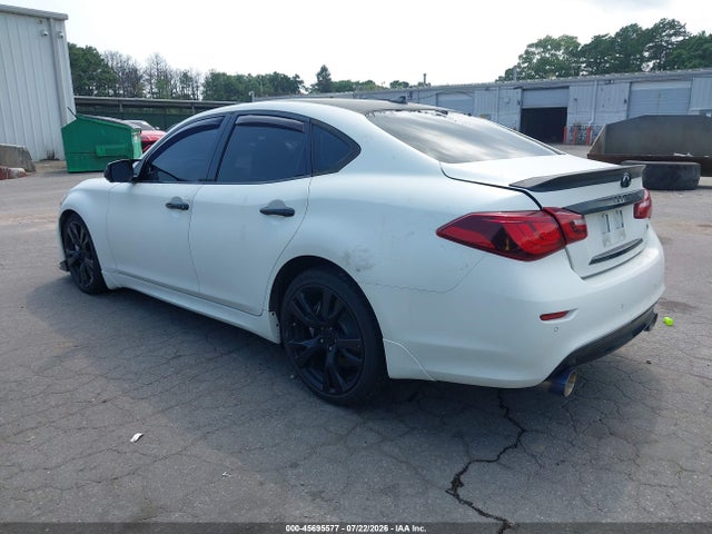 45695577 :رقم المزاد ، JN1BY1AR9HM770399 vin ، 2017 Infiniti Q70 3.7x مزاد بيع