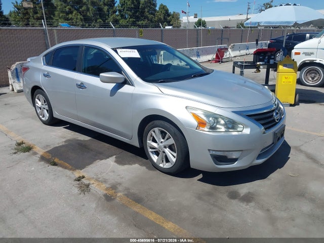 2014 1N4AL3AP3EC425698 main image