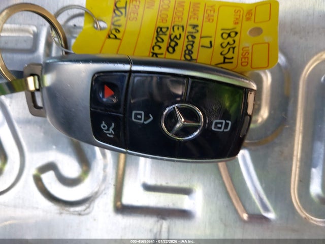 Продажа на аукционе авто 2017 Mercedes-benz E 300, vin: WDDZF4JB9HA157082, номер лота: 45695641