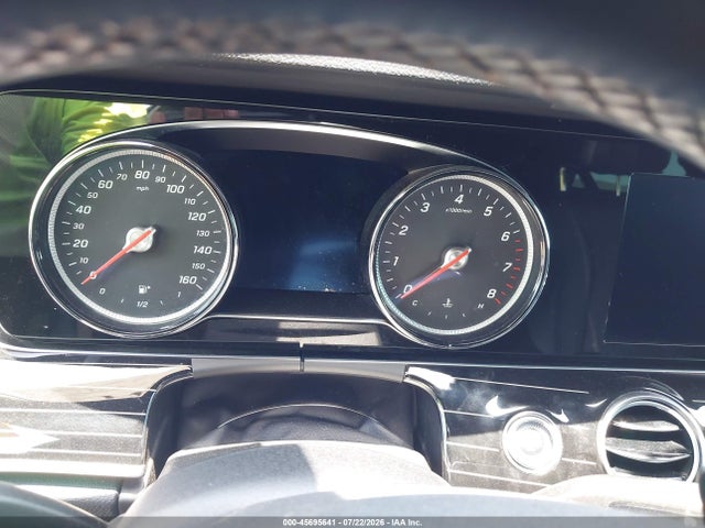 Продажа на аукционе авто 2017 Mercedes-benz E 300, vin: WDDZF4JB9HA157082, номер лота: 45695641
