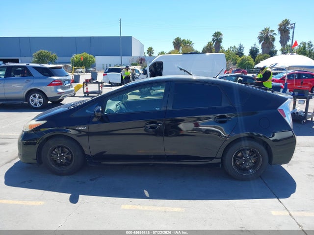JTDKN3DU9E1764018 Toyota Prius Two