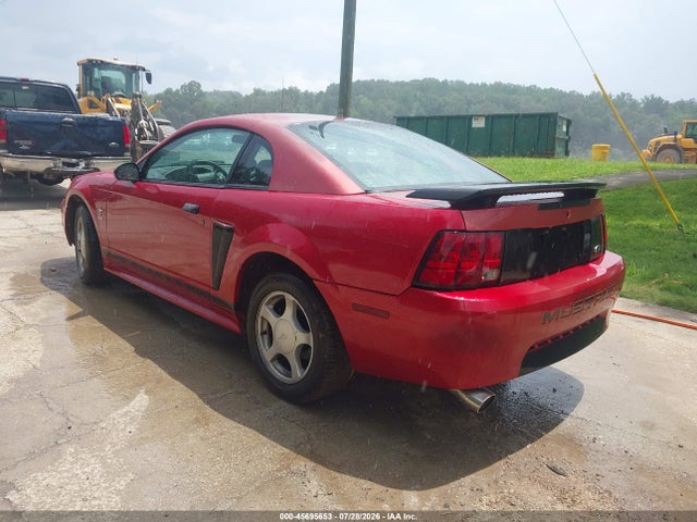 45695653 :رقم المزاد ، 1FAFP40402F161650 vin ، 2002 Ford Mustang Deluxe/premium/standard مزاد بيع