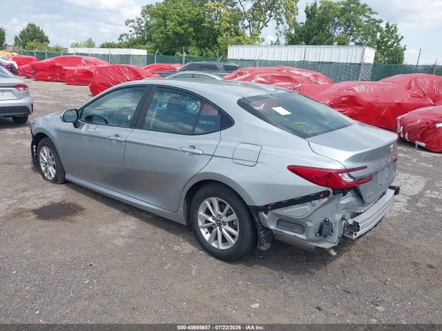 Toyota CAMRY LE 2025 4T1DAACK0SU137836 Image 3