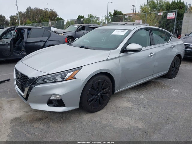 1N4BL4EV2KC174929 Nissan Altima 2.5 Sl