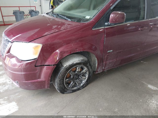 45695687 :رقم المزاد ، 2A8HR54PX8R754501 vin ، 2008 Chrysler Town & Country Touring مزاد بيع