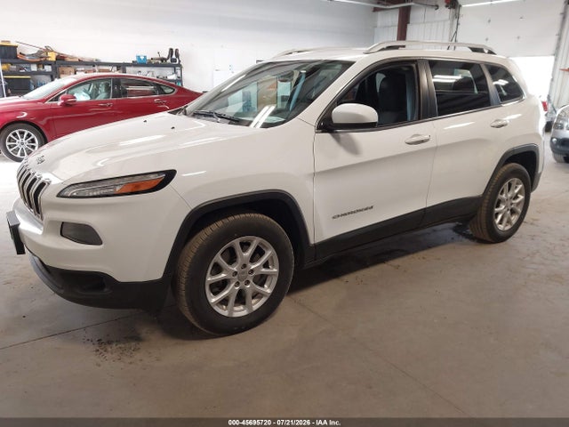 Jeep Cherokee Latitude 4x4 2018 1C4PJMCB8JD528508 Image 2