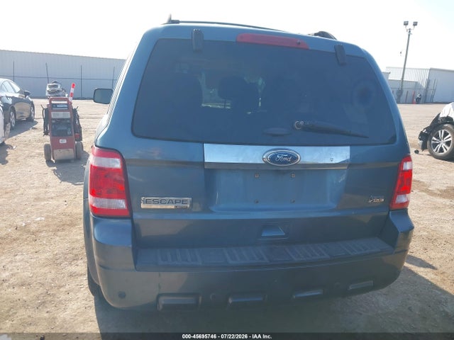 45695746 :رقم المزاد ، 1FMCU0EG5BKA81202 vin ، 2011 Ford Escape Limited مزاد بيع