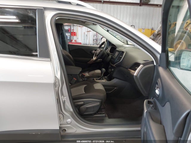 Jeep Cherokee Latitude 4x4 2018 1C4PJMCBXJD528509 Image 5