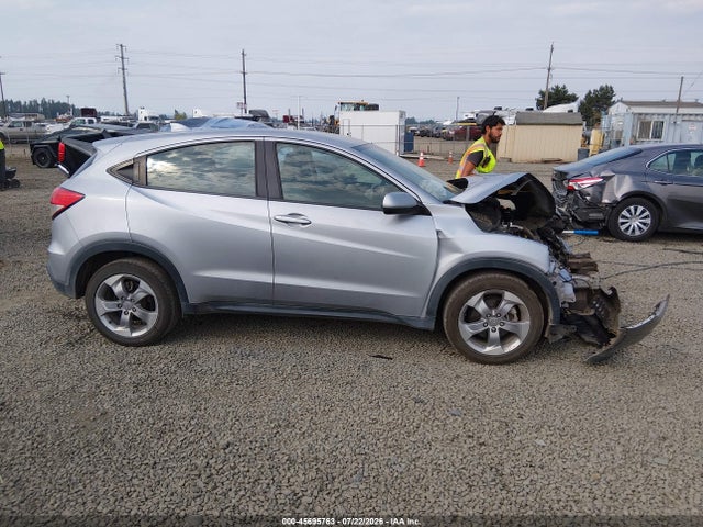 Продажа на аукционе авто 2021 Honda Hr-v Awd Lx, vin: 3CZRU6H37MM753244, номер лота: 45695763