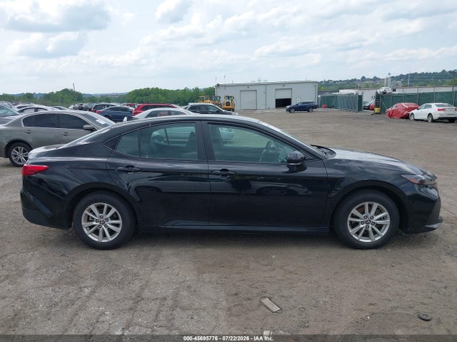 Toyota CAMRY LE 2025 4T1DAACKXSU105976 Image 13