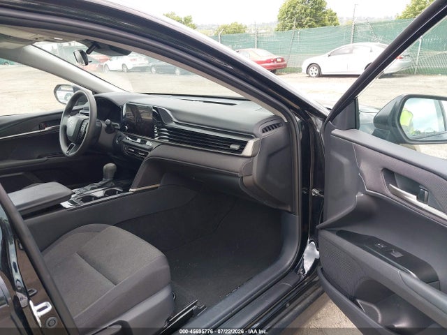 Toyota CAMRY LE 2025 4T1DAACKXSU105976 Image 5
