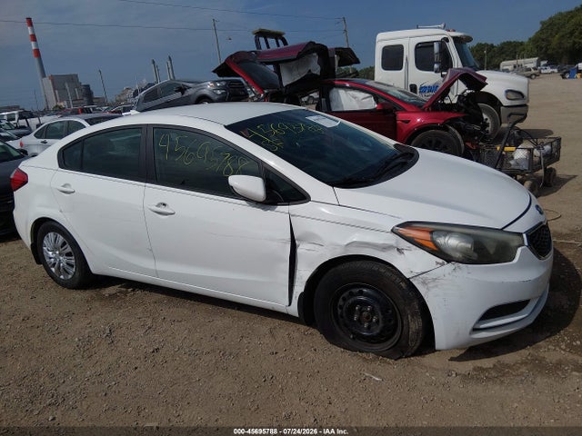 Aukcja sprzedaży 2016 Kia Forte Lx, vin: KNAFK4A63G5552312, numer aukcji: 45695788
