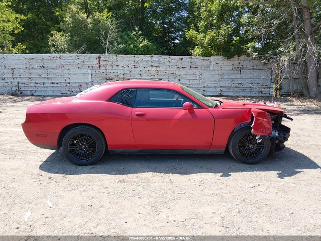 45695791 :رقم المزاد ، 2B3CJ4DG8BH512940 vin ، 2011 Dodge Challenger مزاد بيع