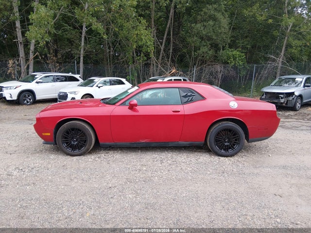 45695791 :رقم المزاد ، 2B3CJ4DG8BH512940 vin ، 2011 Dodge Challenger مزاد بيع